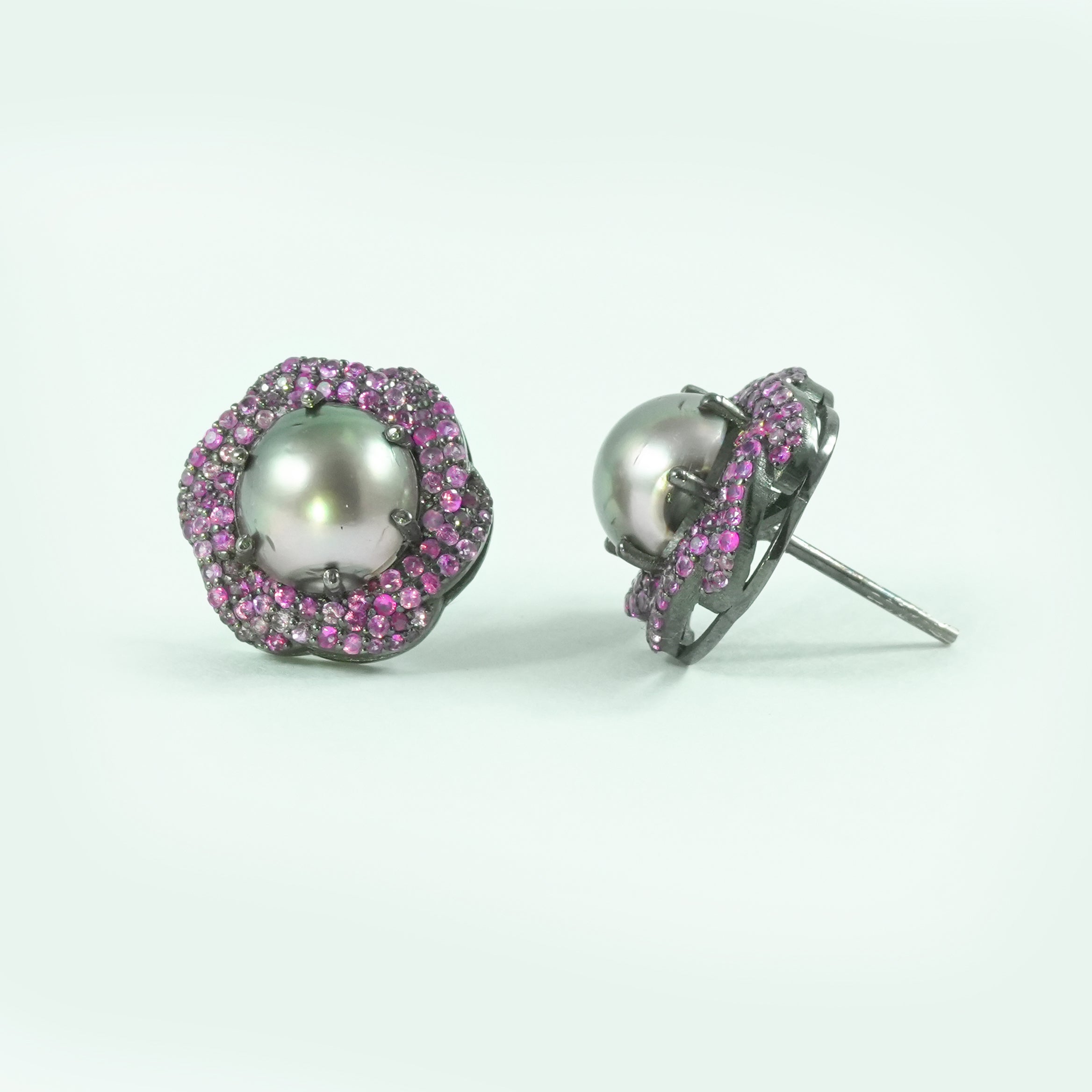 Chroma Studs